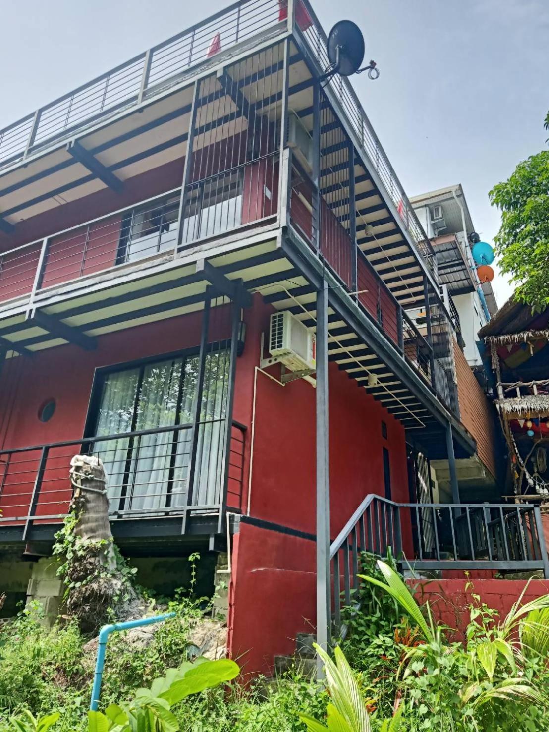 White Jail At Koh Tao Hostel Exterior photo