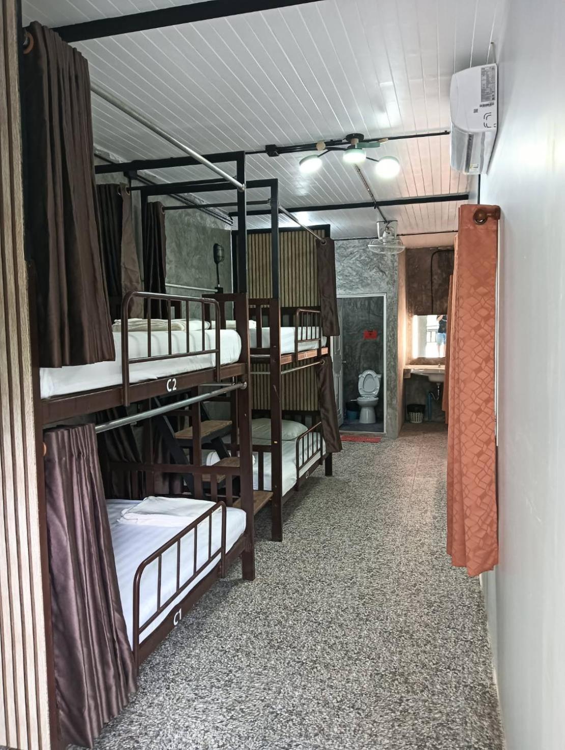 White Jail At Koh Tao Hostel Exterior photo