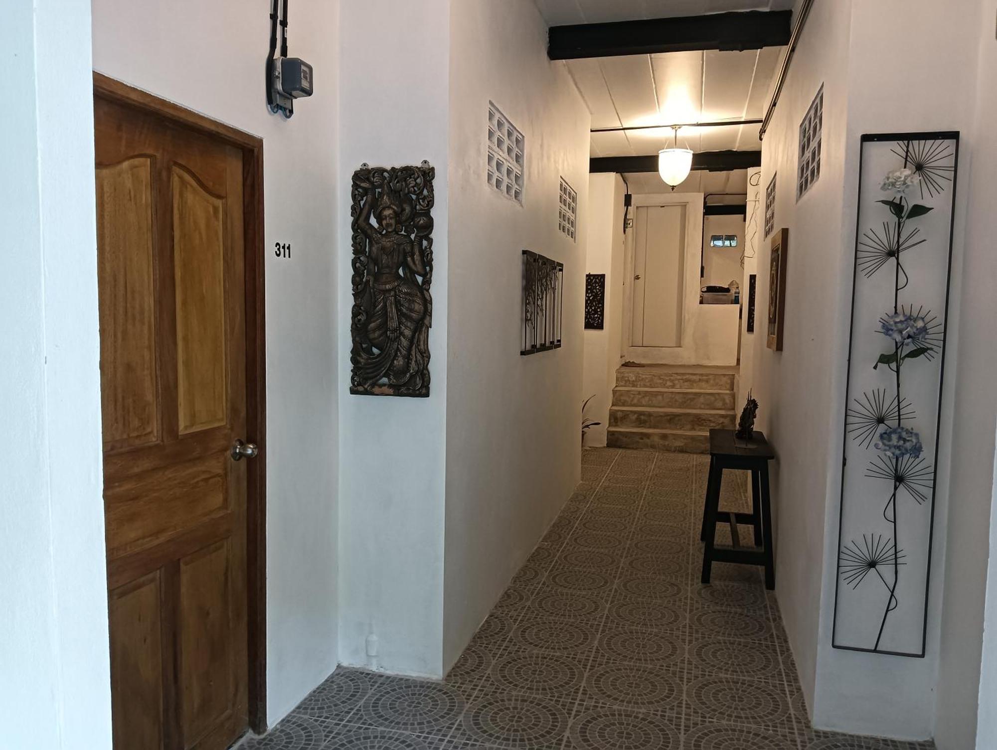 White Jail At Koh Tao Hostel Exterior photo