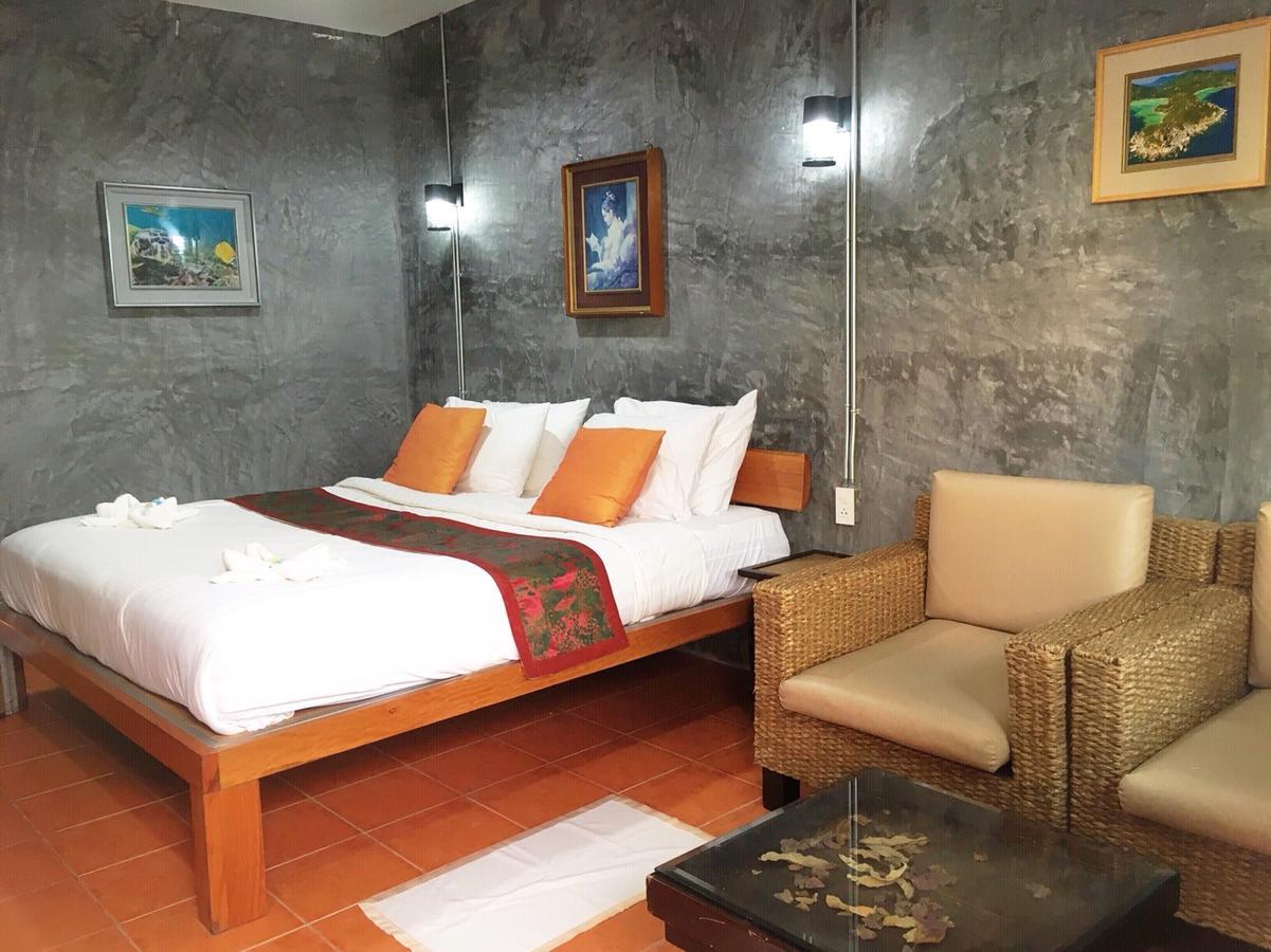 White Jail At Koh Tao Hostel Exterior photo