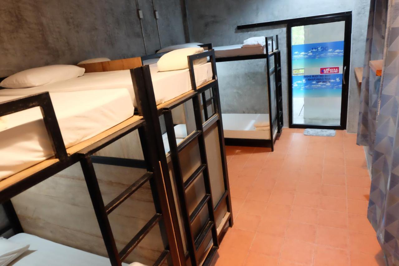 White Jail At Koh Tao Hostel Exterior photo