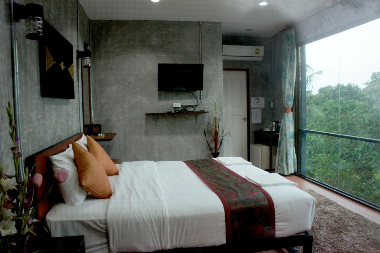 White Jail At Koh Tao Hostel Exterior photo